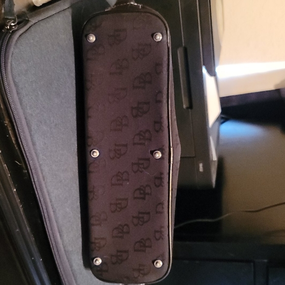 Dooney and Bourke purse blk used very good shape - Picture 4 of 4